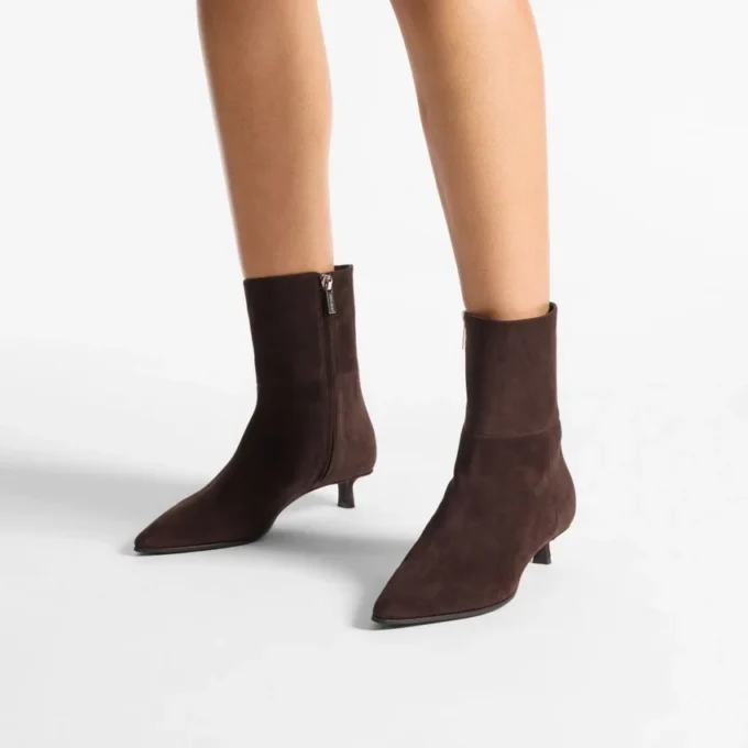 Botines Lory 35 de ante color chocolate Botines Lory 35 de ante color chocolate