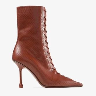 Botines Scarlett 85 en piel estampada de elaphe color coñac