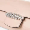Cartera Bing con cadena Mini bolso de hombro de charol Macaron con pieza de cristal Cartera Bing con cadena Mini bolso de hombro de charol Macaron con pieza de cristal