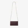 Cartera Curve con cadena de cuero Biker acolchado en color merlot intenso Cartera Curve con cadena de cuero Biker acolchado en color merlot intenso