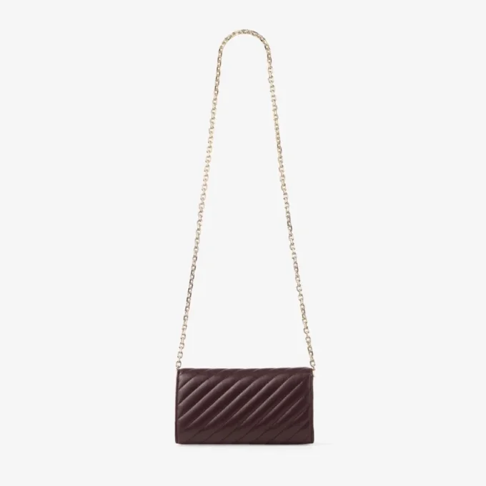 Cartera Curve con cadena de cuero Biker acolchado en color merlot intenso Cartera Curve con cadena de cuero Biker acolchado en color merlot intenso