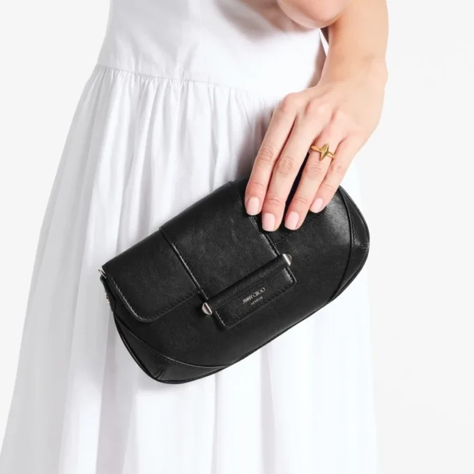 Cartera tipo barra con cadena Bolso bandolera de cuero negro estilo Biker Cartera tipo barra con cadena Bolso bandolera de cuero negro estilo Biker