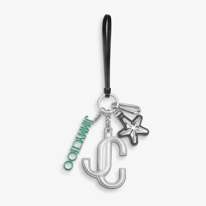 Colgante para bolso Jc Multi Charm en napa metalizada plateada y verde con el logotipo de la estrella