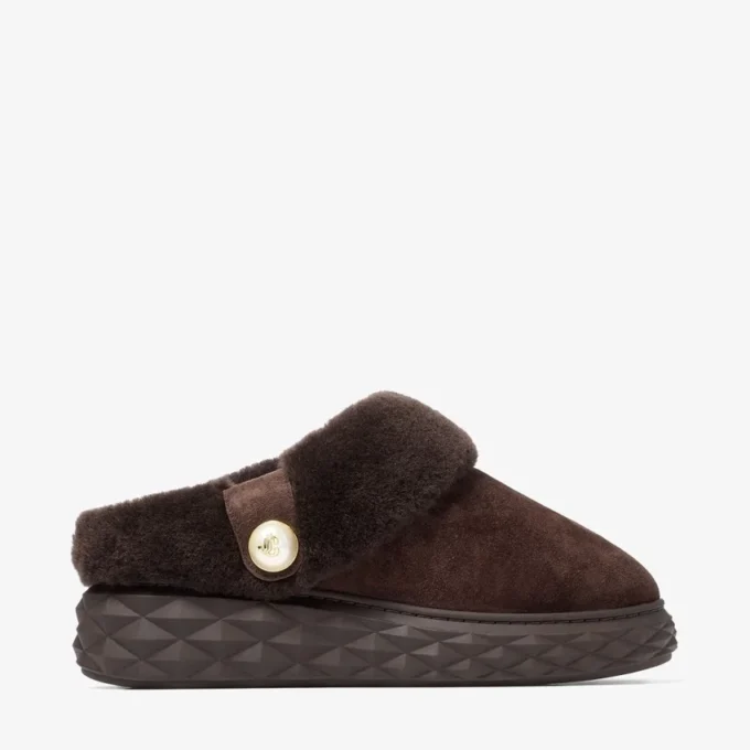 Diamond Maxi Mule F: sandalias de ante color chocolate con borreguillo Diamond Maxi Mule F: sandalias de ante color chocolate con borreguillo