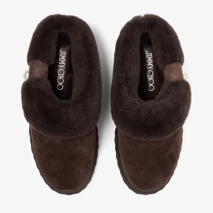 Diamond Maxi Mule F: sandalias de ante color chocolate con borreguillo Diamond Maxi Mule F: sandalias de ante color chocolate con borreguillo