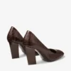 Farren 85 en piel con relieve de cocodrilo color chocolate Farren 85 en piel con relieve de cocodrilo color chocolate