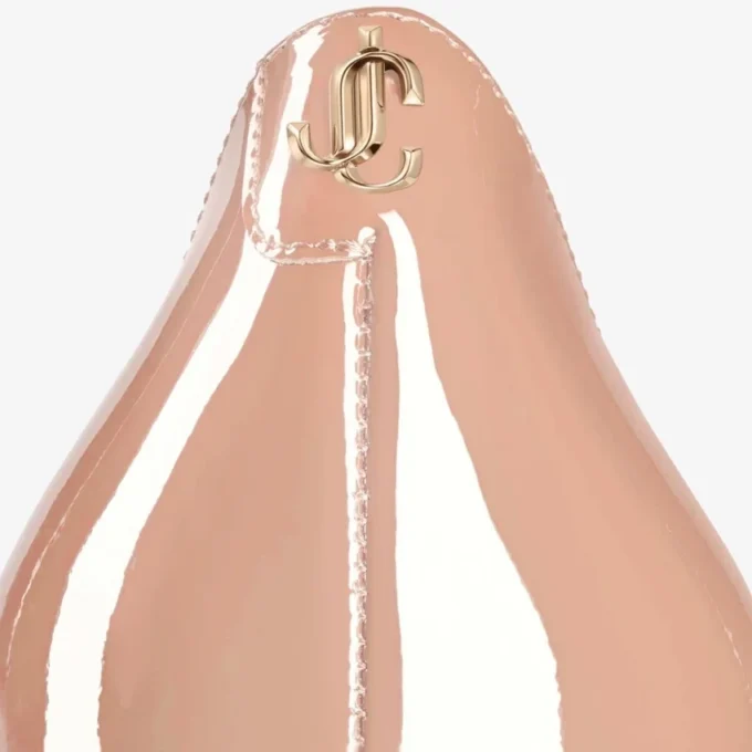 Love 85: zapatos de salón de punta afilada en charol rosa ballet con el emblema JC Love 85: zapatos de salón de punta afilada en charol rosa ballet con el emblema JC