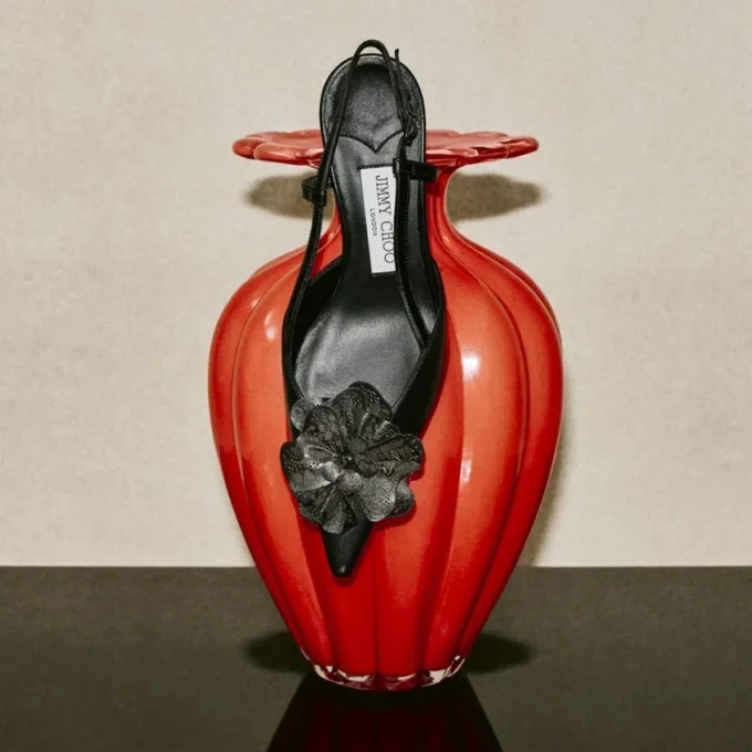 Mimmi Sling Back 50: sandalias de talón abierto en piel napa brillante negra con adorno de encaje de napa Mimmi Sling Back 50: sandalias de talón abierto en piel napa brillante negra con adorno de encaje de napa
