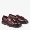 Mocasines Buff con flecos Mocasines de piel de becerro encerada en color merlot intenso Mocasines Buff con flecos Mocasines de piel de becerro encerada en color merlot intenso