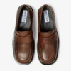Mocasines Buff Mocasines de piel bruñida color moca Mocasines Buff Mocasines de piel bruñida color moca