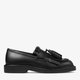 Mocasines con flecos en color beige Mocasines de piel de becerro negra