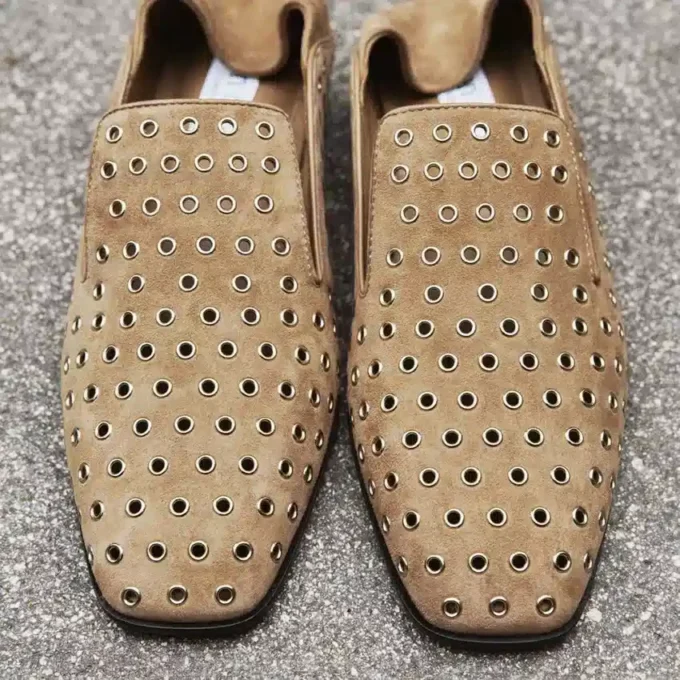 Mocasines Eliot F de ante color toffee con ojales Mocasines Eliot F de ante color toffee con ojales