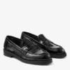 Mocasines Ivy de piel con relieve de cocodrilo negro