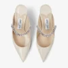 Mules Bing 65 de charol de lino con correa de cristales