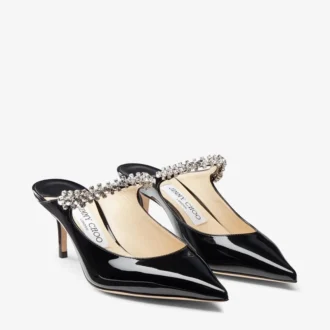 Mules Bing 65 de charol negro con tira de cristales