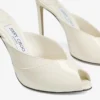 Mules Brigitte 100 de charol color latte