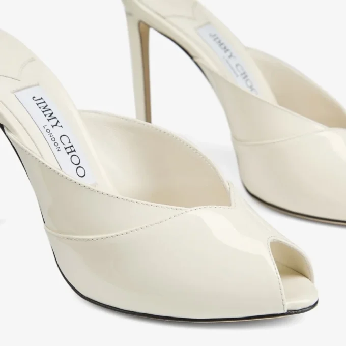 Mules Brigitte 100 de charol color latte