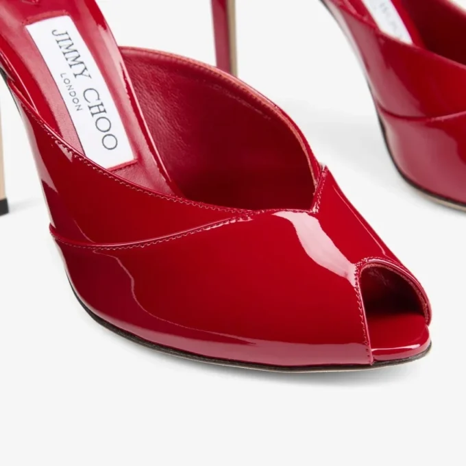 Mules Brigitte 100 de charol rojo rubí