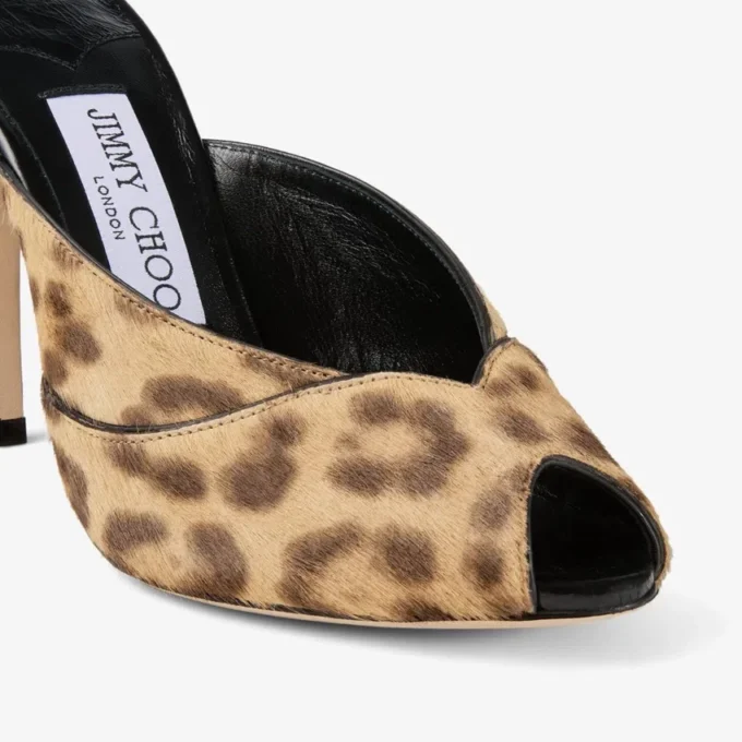 Mules Brigitte 100 de potro con estampado de leopardo natural