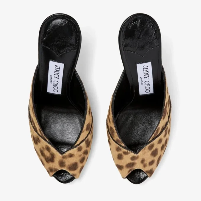 Mules Brigitte 100 de potro con estampado de leopardo natural