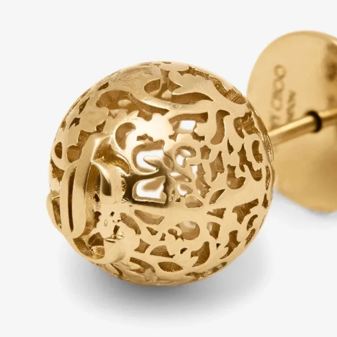 Pendientes de bola con encaje Pendientes de bola de metal con acabado dorado Pendientes de bola con encaje Pendientes de bola de metal con acabado dorado