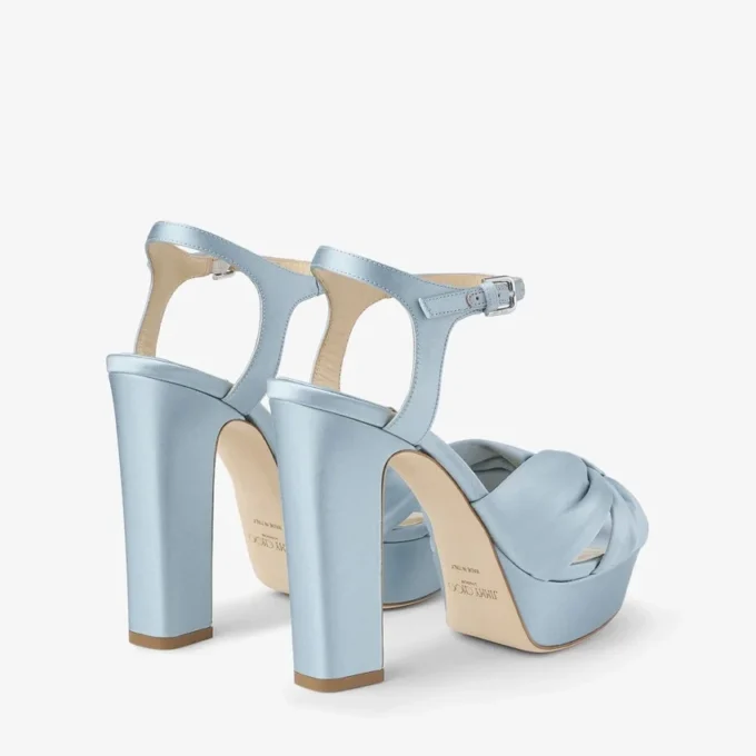 Sandalias de plataforma Heloise 120 de satén azul hielo Sandalias de plataforma Heloise 120 de satén azul hielo