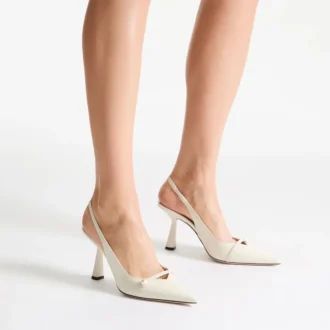 Sandalias de tiras traseras Amita 85 en charol color latte