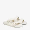 Sandalias Fayence de cuero color café con leche, planas y con adornos de perlas