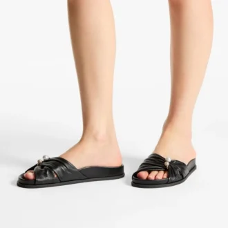 Sandalias planas Rafi en piel de guante suave negra