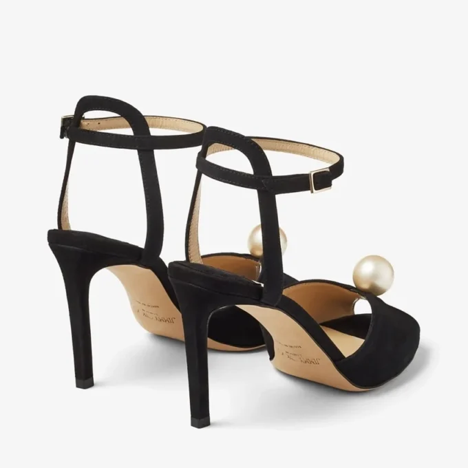 Sandalias Sacora 85 de ante negro con adorno de perlas Sandalias Sacora 85 de ante negro con adorno de perlas