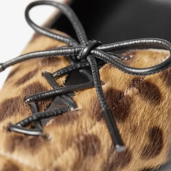 Scarlett 50 Zapatos de salón de potro con estampado de leopardo natural Scarlett 50 Zapatos de salón de potro con estampado de leopardo natural