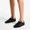 Sunny F Mezcla de cuero negro y zapatillas bajas con cordones de jimmy choo Sunny F Mezcla de cuero negro y zapatillas bajas con cordones de jimmy choo