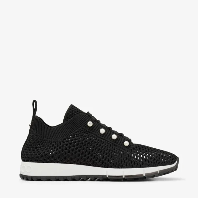 Zapatillas bajas Veles de punto de ganchillo negro con perlas Zapatillas bajas Veles de punto de ganchillo negro con perlas