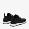 Zapatillas bajas Veles de punto de ganchillo negro con perlas Zapatillas bajas Veles de punto de ganchillo negro con perlas