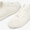 Zapatillas bajas Veles Latte de punto de ganchillo con perlas Zapatillas bajas Veles Latte de punto de ganchillo con perlas
