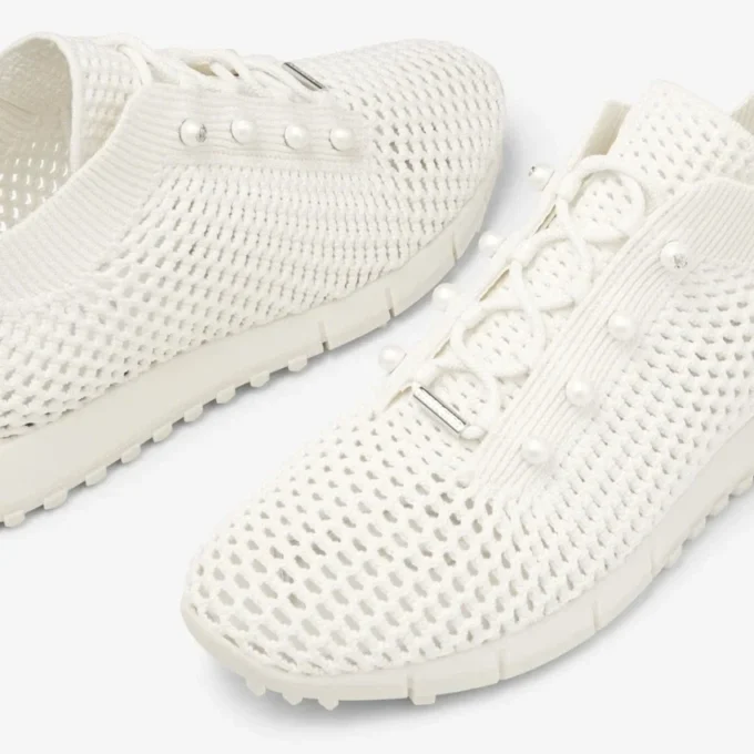 Zapatillas bajas Veles Latte de punto de ganchillo con perlas Zapatillas bajas Veles Latte de punto de ganchillo con perlas