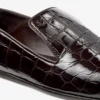 Zapatillas Eliot de piel con relieve de cocodrilo en color sambuco