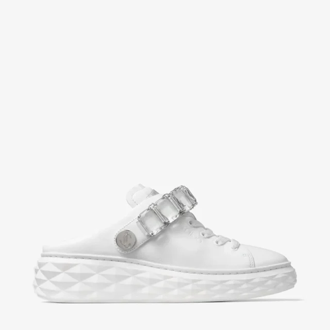 Zapatillas tipo mocasín Diamond Sling de napa blanca con correa de cristales