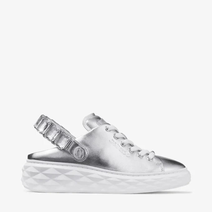 Zapatillas tipo mocasín Diamond Sling de piel metalizada plateada con correa de cristal