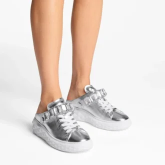 Zapatillas tipo mocasín Diamond Sling de piel metalizada plateada con correa de cristal