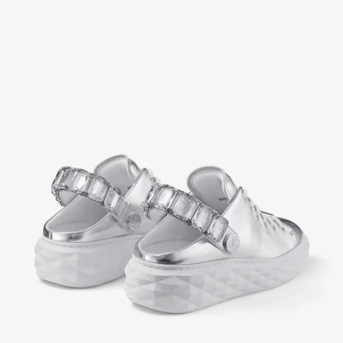 Zapatillas tipo mocasín Diamond Sling de piel metalizada plateada con correa de cristal