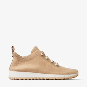 Zapatillas Veles de punto de cachemira melange color chai con botones de perla