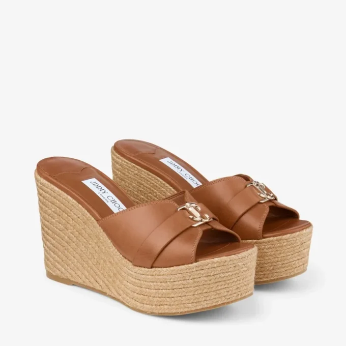 Zapatos de cuña Leda 100 de piel napa color tostado