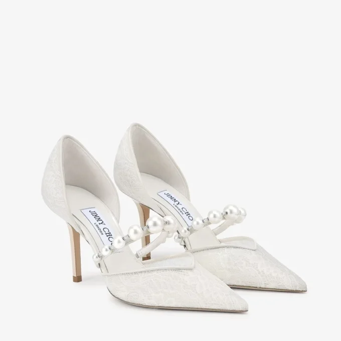 Zapatos de salón Aurelie 85 de jimmy choo en encaje marfil con adornos de perlas