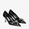 Zapatos de salón Auria 70 negros en piel spazzolato suave con lazo de terciopelo y cristales