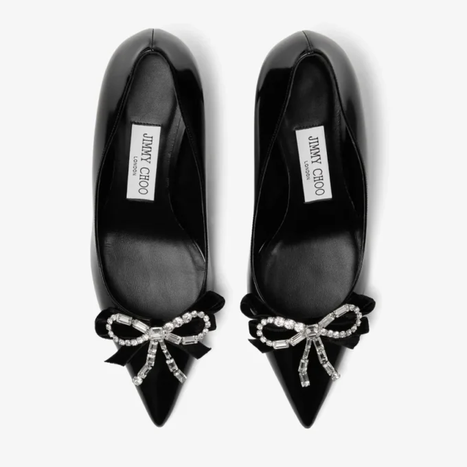 Zapatos de salón Auria 70 negros en piel spazzolato suave con lazo de terciopelo y cristales