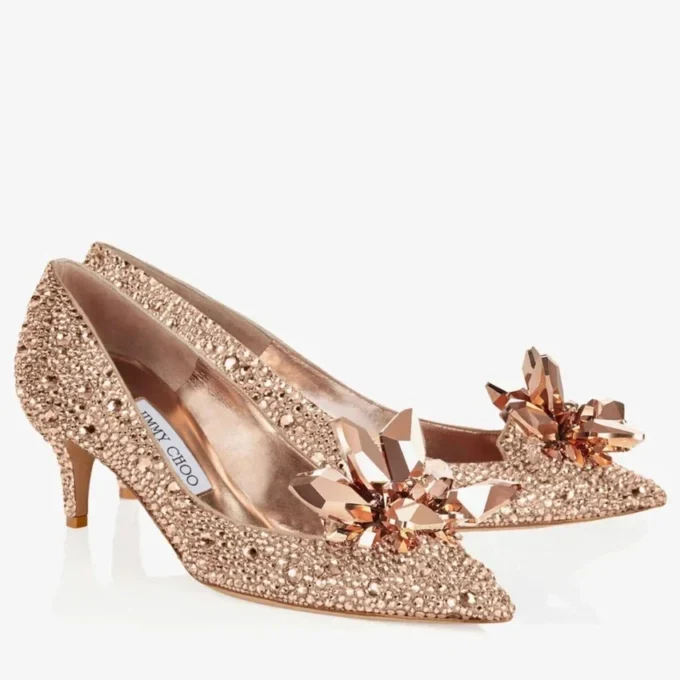 Zapatos de salón de punta afilada Allure con cristales en oro rosa