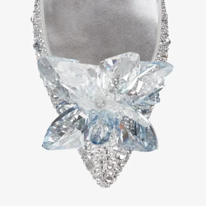 Zapatos de salón de punta afilada con cristales Allure
