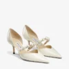Zapatos de salón de punta Aurelie 65 en charol color latte con adornos de perlas Zapatos de salón de punta Aurelie 65 en charol color latte con adornos de perlas