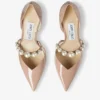 Zapatos de salón de punta Aurelie 65 en charol rosa ballet con adorno de perlas